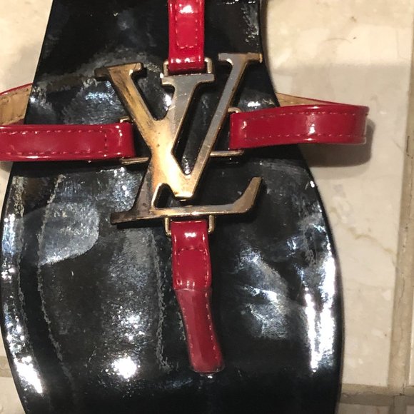 Like New LV Louis Vuitton women's red strappy sandals - Picture 6 of 6